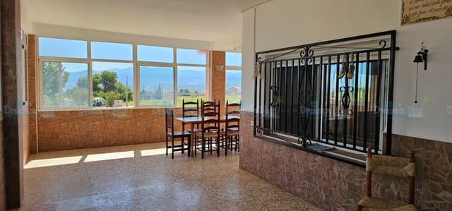 4 bedroom Villa for sale in Aielo de Malferit with pool garage - € 220,000 (Ref: 9265647)