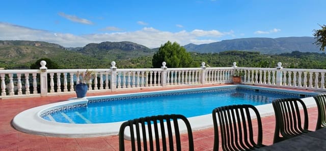 3 soverom Villa til salgs i Beniarrés med svømmebasseng garasje - € 495 000 (Ref: 9302789)