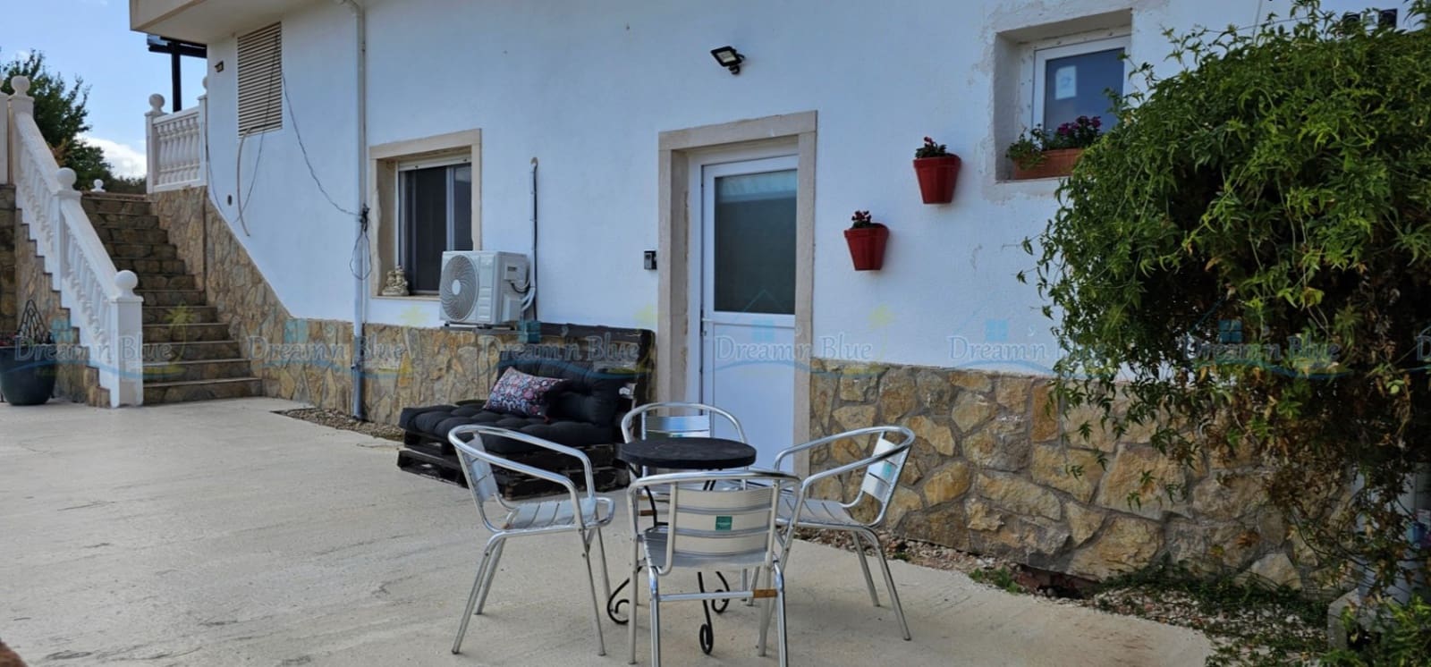 3 bedroom Villa for sale in Beniarres with pool garage - € 495,000 (Ref: 9302789)