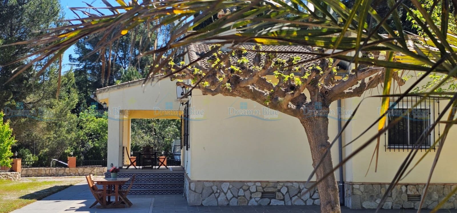 3 slaapkamer Villa te koop in Ontinyent met zwembad garage - € 345.000 (Ref: 9786854)