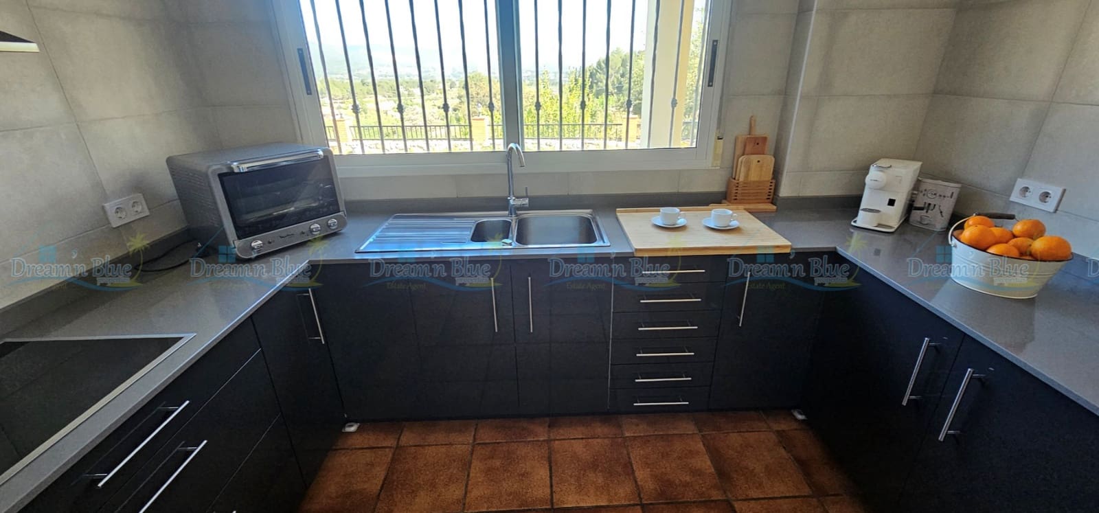 3 slaapkamer Villa te koop in Ontinyent met zwembad garage - € 345.000 (Ref: 9786854)