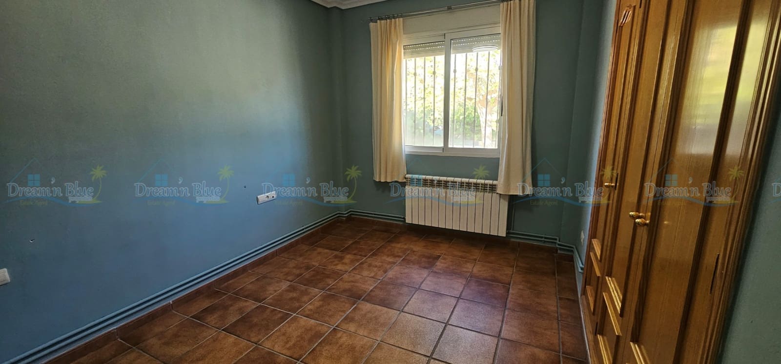 3 slaapkamer Villa te koop in Ontinyent met zwembad garage - € 345.000 (Ref: 9786854)