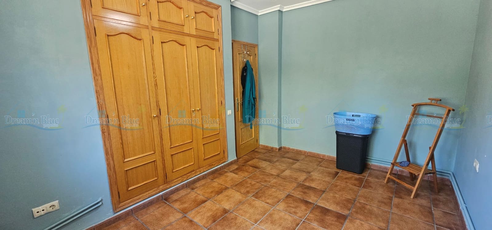 3 slaapkamer Villa te koop in Ontinyent met zwembad garage - € 345.000 (Ref: 9786854)