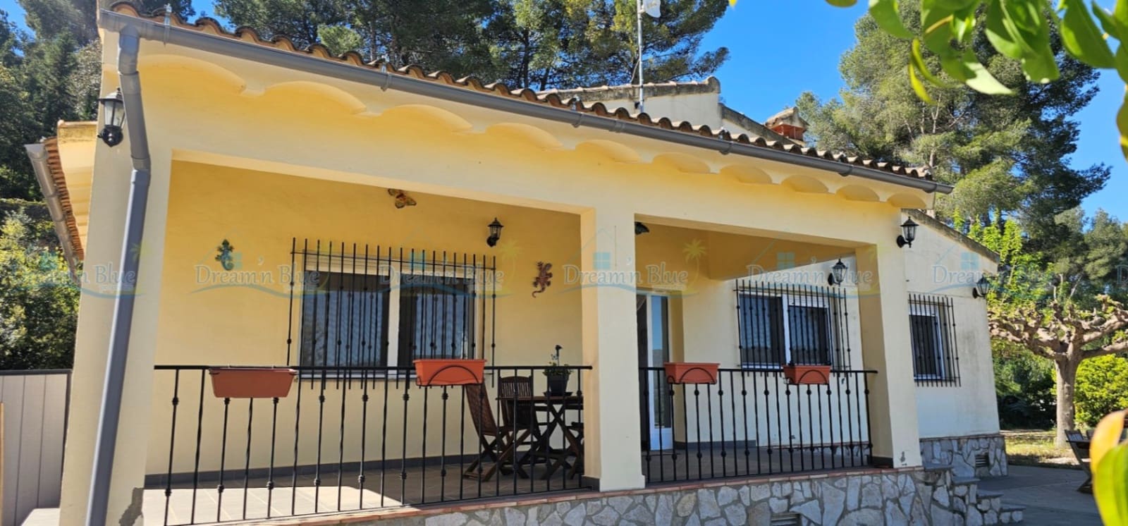 3 slaapkamer Villa te koop in Ontinyent met zwembad garage - € 345.000 (Ref: 9786854)