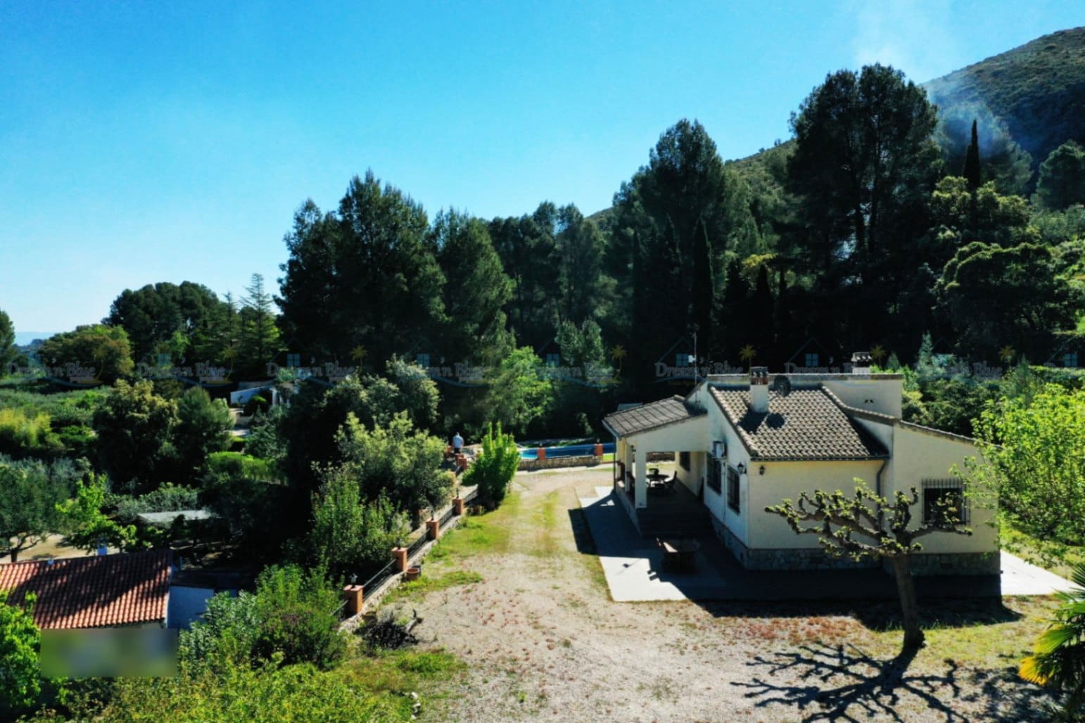 3 slaapkamer Villa te koop in Ontinyent met zwembad garage - € 345.000 (Ref: 9786854)