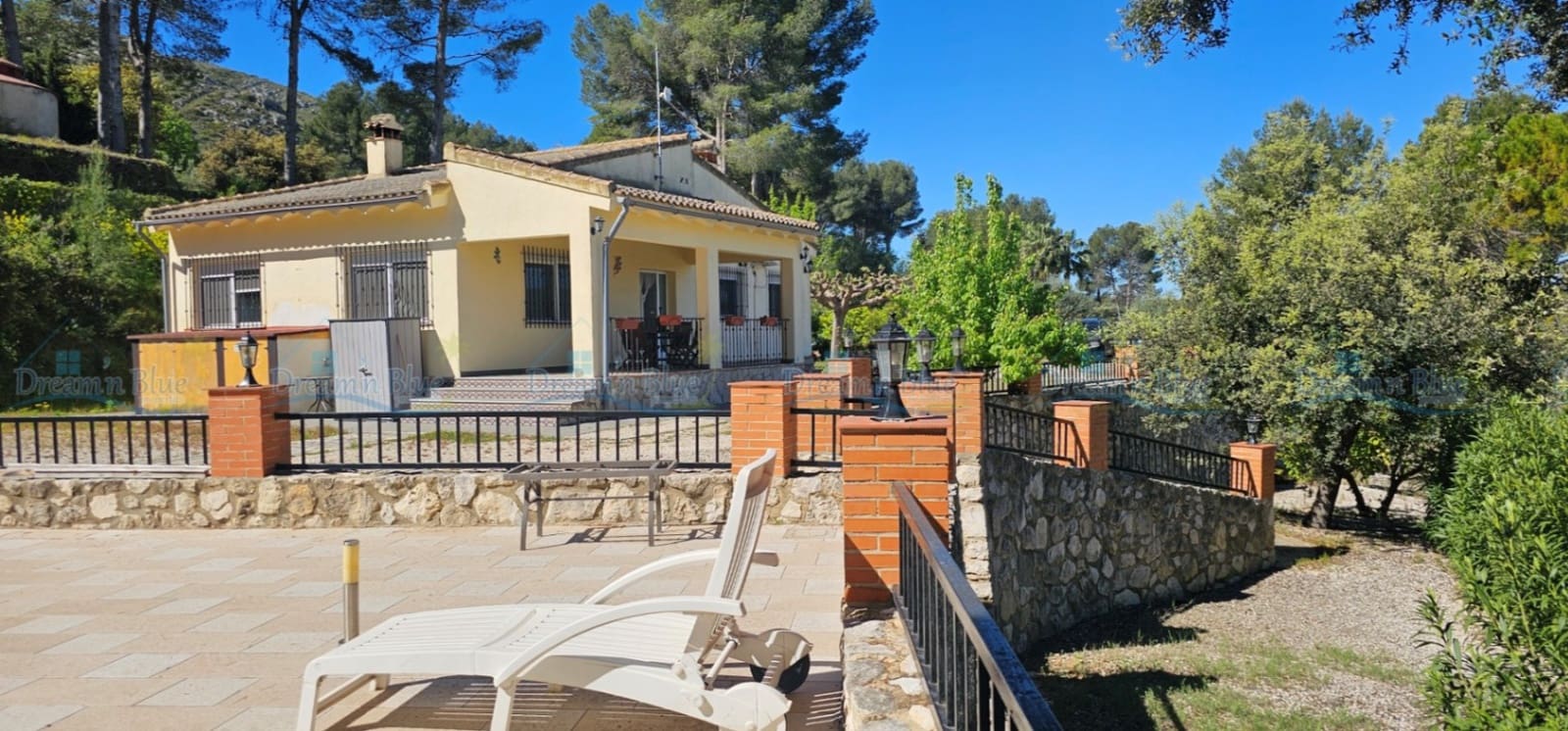 3 slaapkamer Villa te koop in Ontinyent met zwembad garage - € 345.000 (Ref: 9786854)