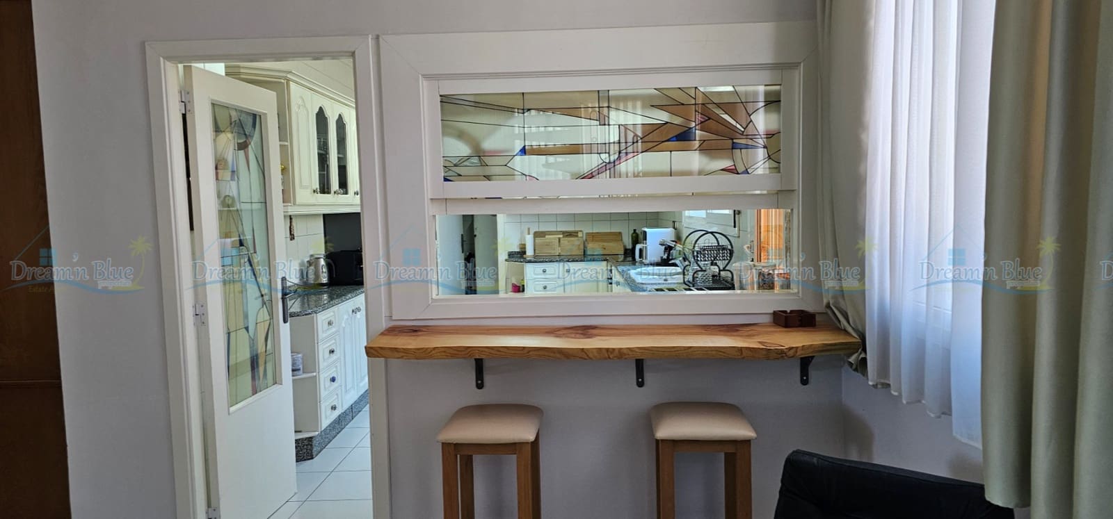 6 soveværelse Villa til salg i Ontinyent med swimmingpool garage - € 465.000 (Ref: 9786855)