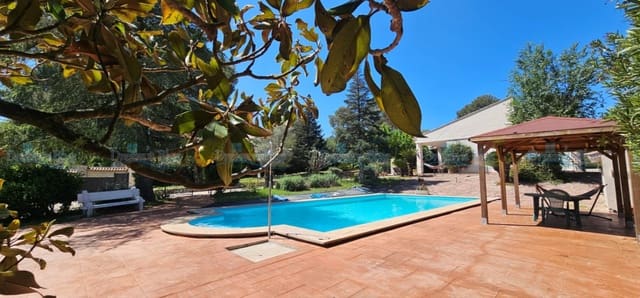 6 soveværelse Villa til salg i Ontinyent med swimmingpool garage - € 465.000 (Ref: 9786855)