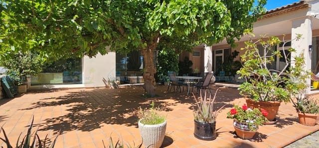 6 soveværelse Villa til salg i Ontinyent med swimmingpool garage - € 465.000 (Ref: 9786855)