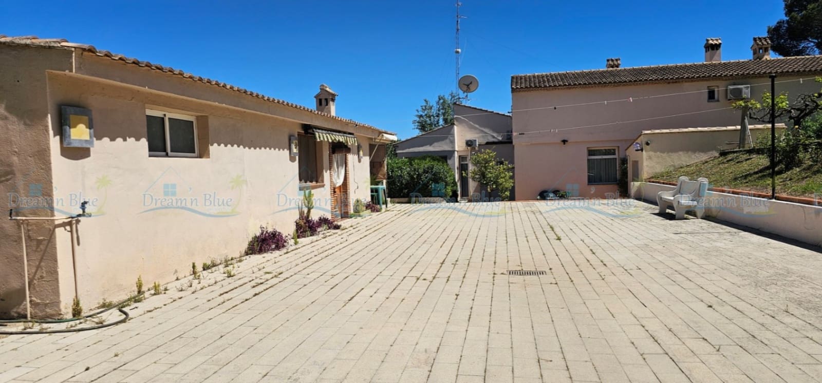 6 soveværelse Villa til salg i Ontinyent med swimmingpool garage - € 465.000 (Ref: 9786855)