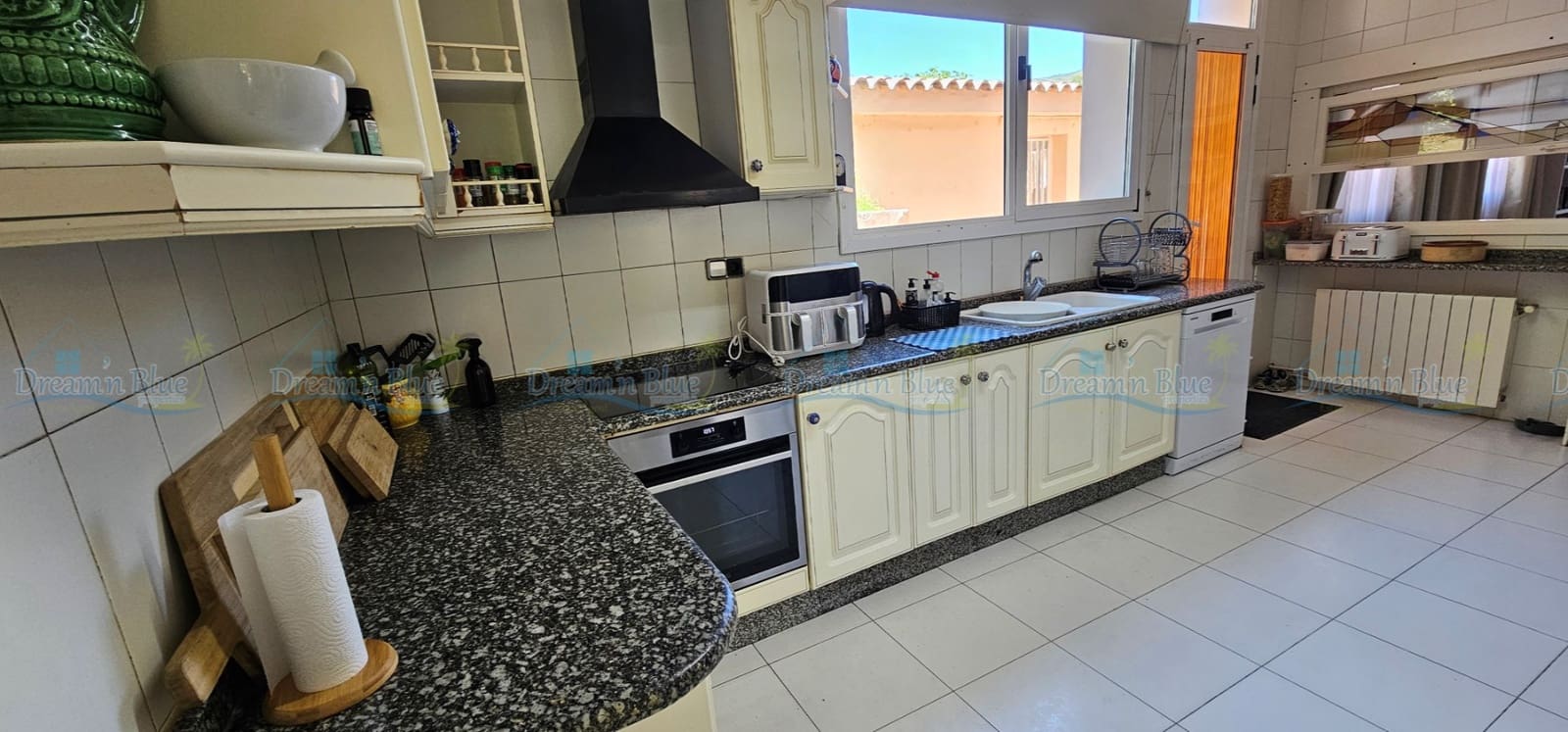 6 soveværelse Villa til salg i Ontinyent med swimmingpool garage - € 465.000 (Ref: 9786855)