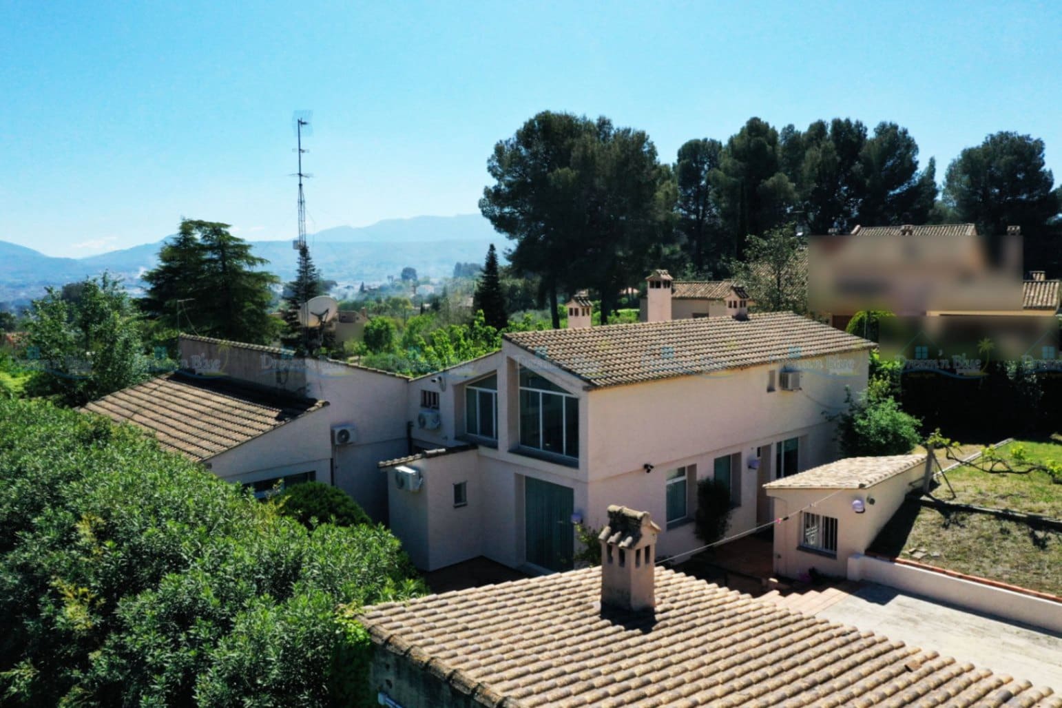 6 soveværelse Villa til salg i Ontinyent med swimmingpool garage - € 465.000 (Ref: 9786855)