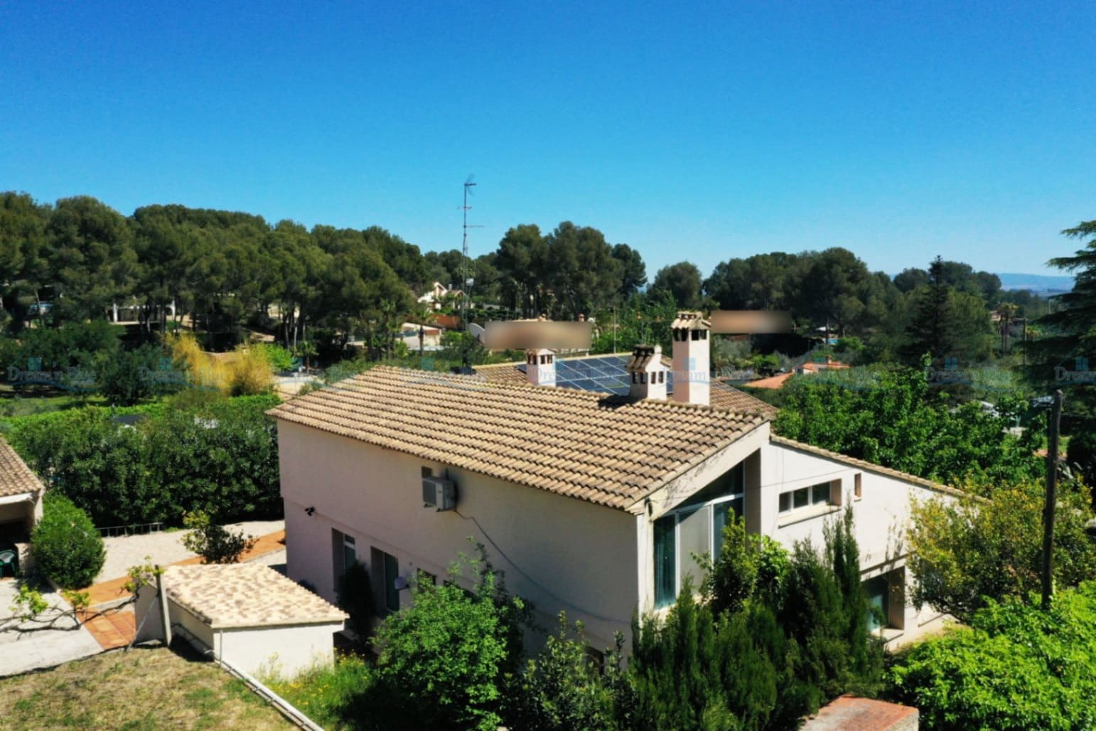 6 soveværelse Villa til salg i Ontinyent med swimmingpool garage - € 465.000 (Ref: 9786855)