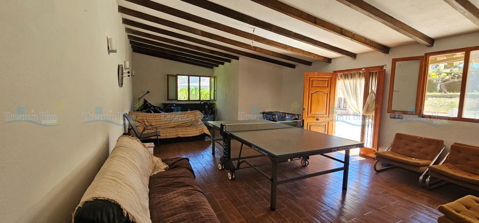 6 soveværelse Villa til salg i Ontinyent med swimmingpool garage - € 465.000 (Ref: 9786855)