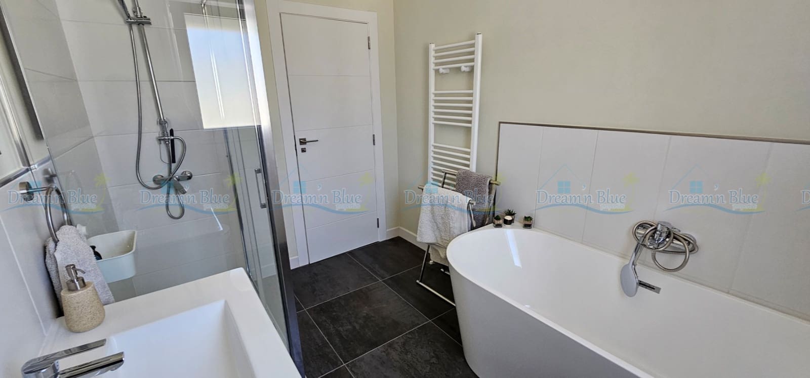 4 quarto Moradia para venda em Ontinyent com piscina garagem - 499 000 € (Ref: 9816464)