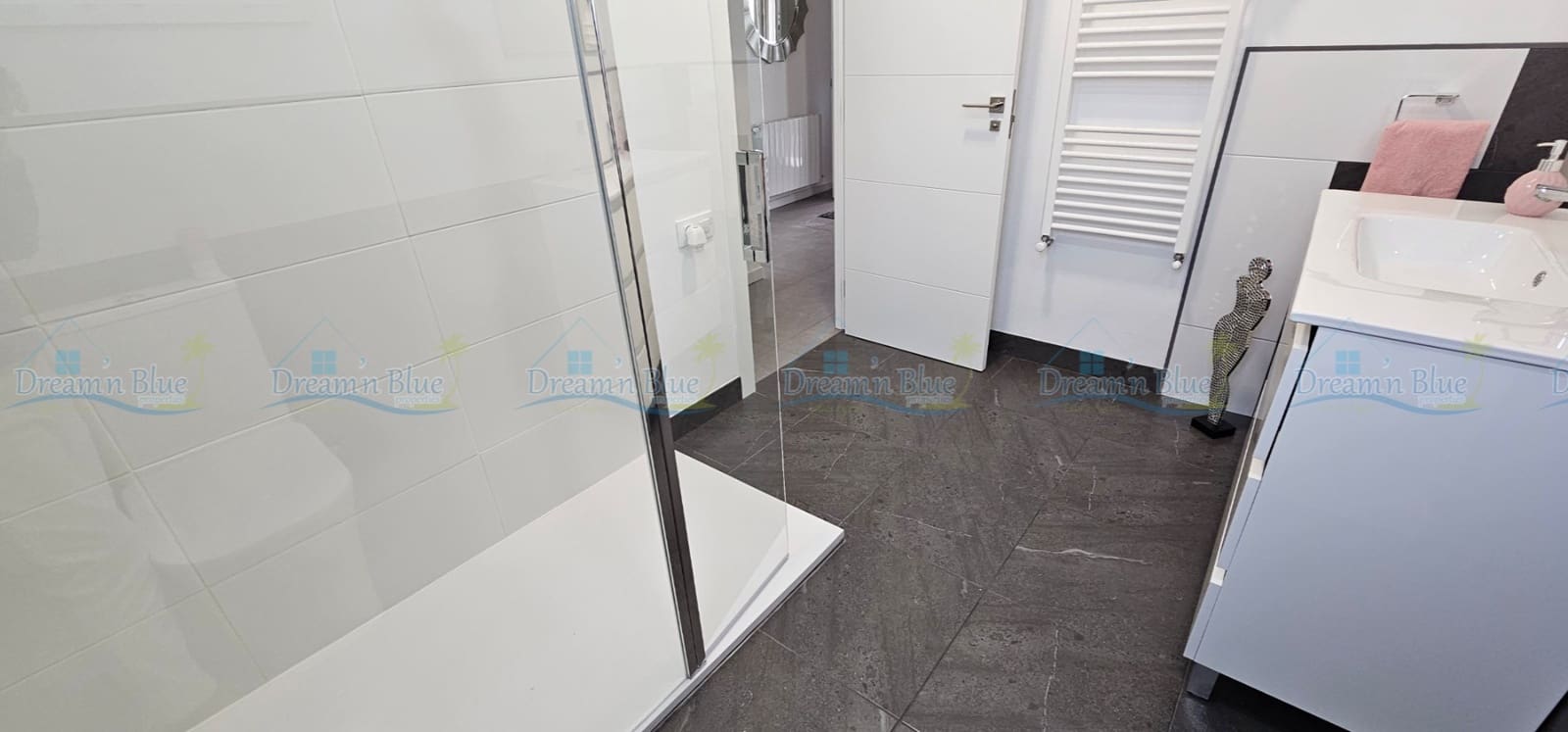 4 quarto Moradia para venda em Ontinyent com piscina garagem - 499 000 € (Ref: 9816464)