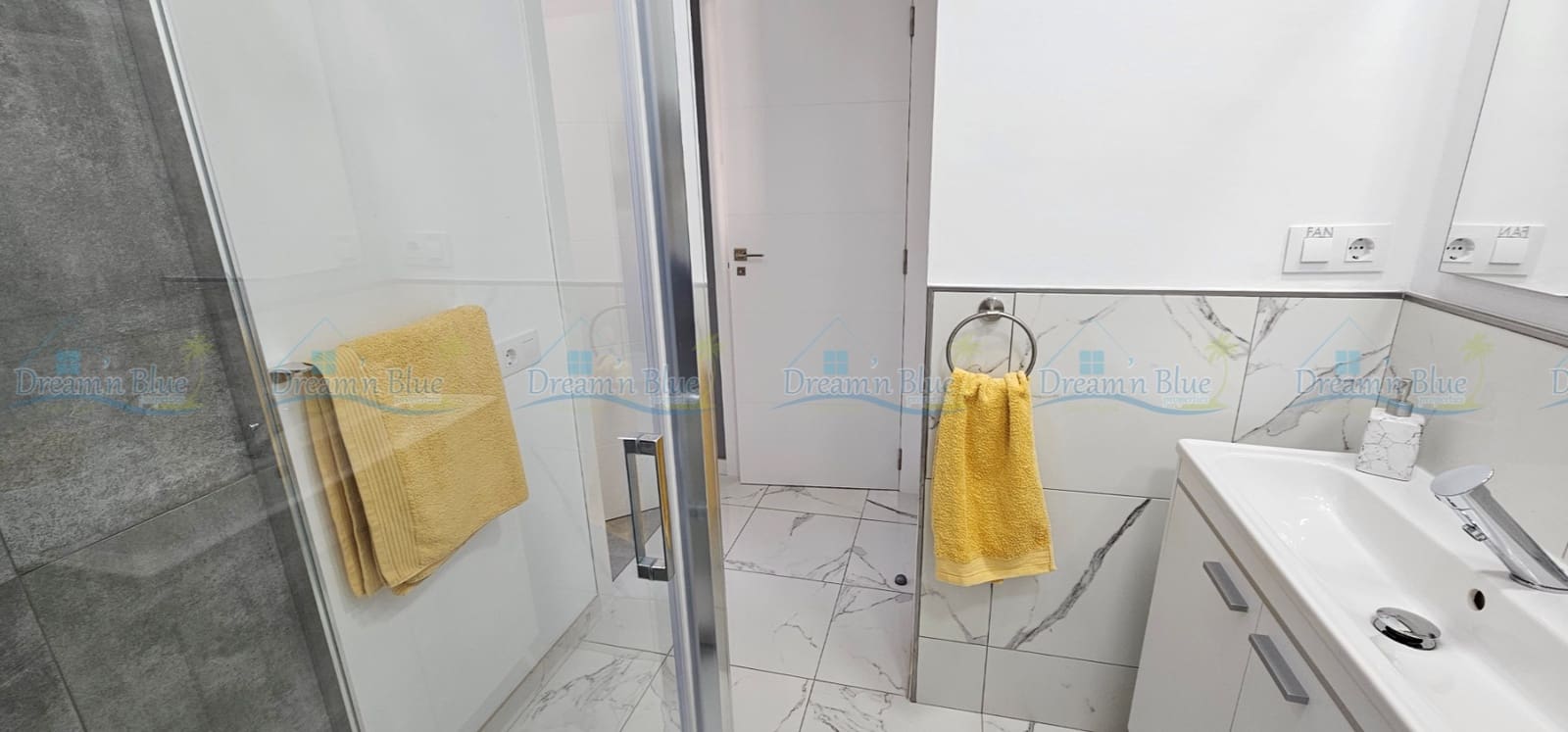 4 quarto Moradia para venda em Ontinyent com piscina garagem - 499 000 € (Ref: 9816464)