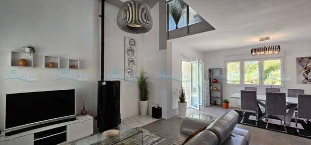 4 quarto Moradia para venda em Ontinyent com piscina garagem - 499 000 € (Ref: 9816464)