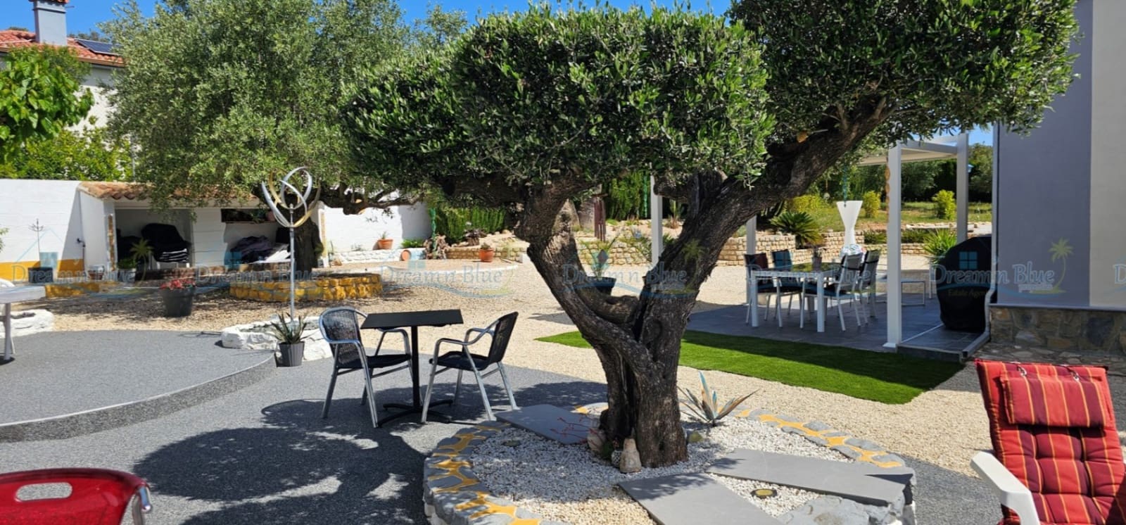 4 quarto Moradia para venda em Ontinyent com piscina garagem - 499 000 € (Ref: 9816464)