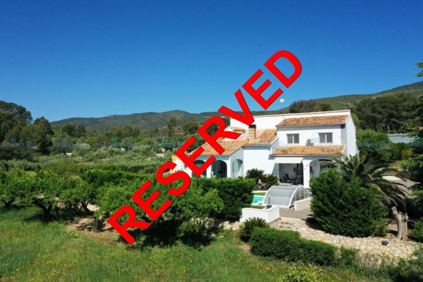 4 bedroom Villa for sale in Ontinyent with pool garage - € 499,000 (Ref: 9816464)
