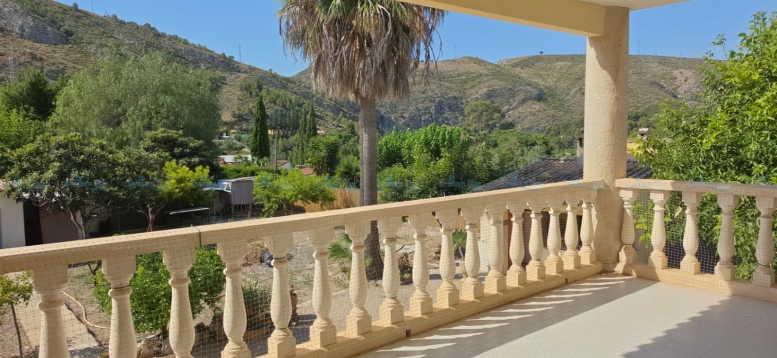 6 Zimmer Villa zu verkaufen in Ontinyent mit Pool Garage - 320.000 € (Ref: 9961677)
