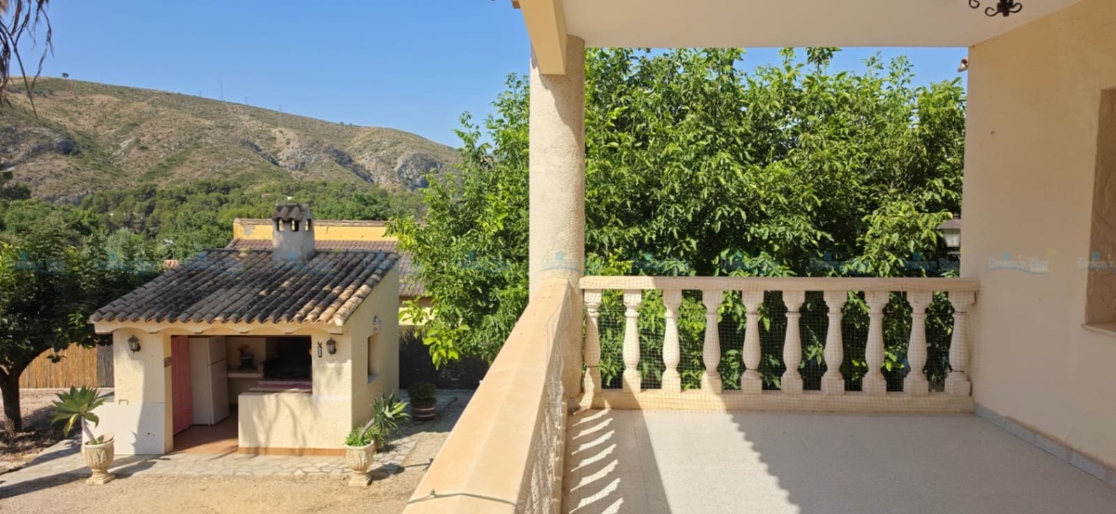6 Zimmer Villa zu verkaufen in Ontinyent mit Pool Garage - 320.000 € (Ref: 9961677)