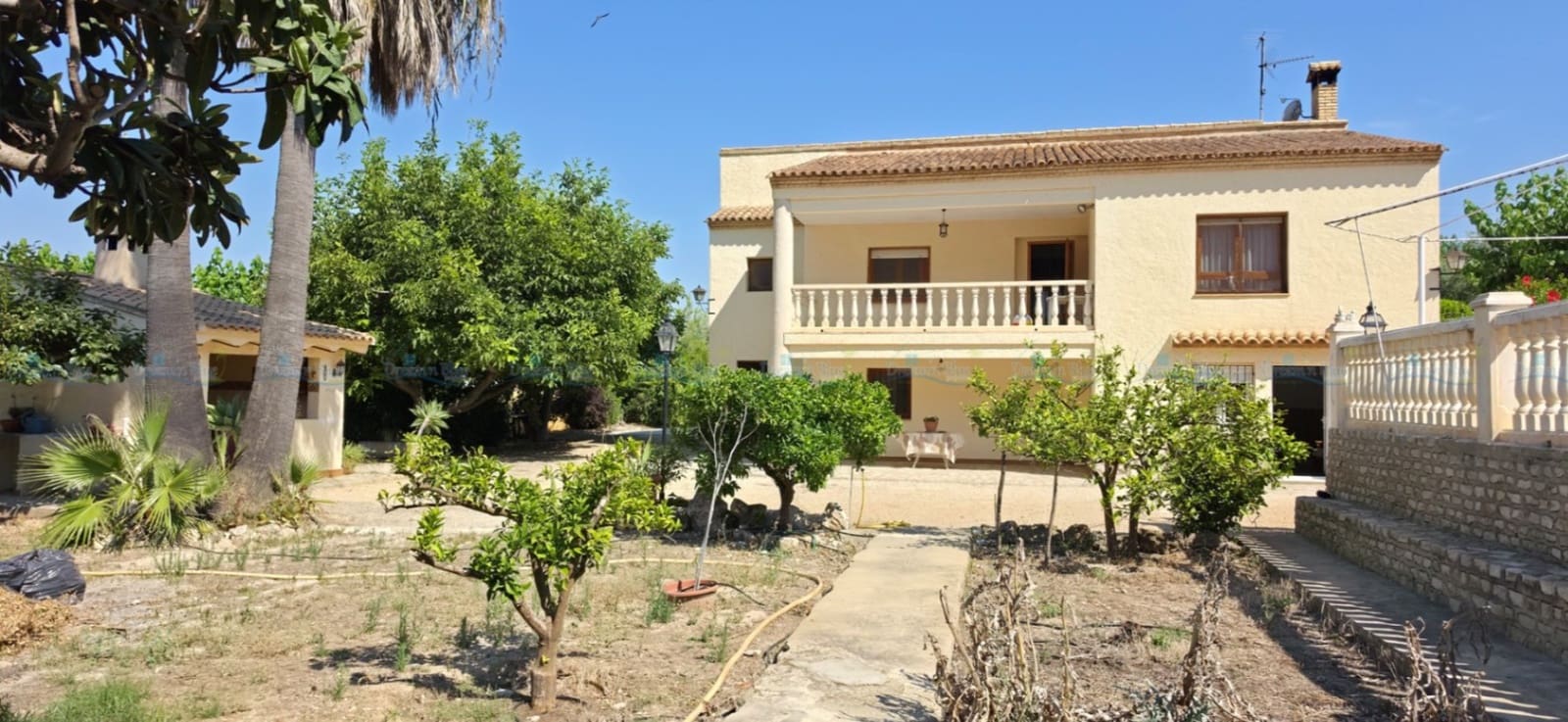 6 Zimmer Villa zu verkaufen in Ontinyent mit Pool Garage - 320.000 € (Ref: 9961677)