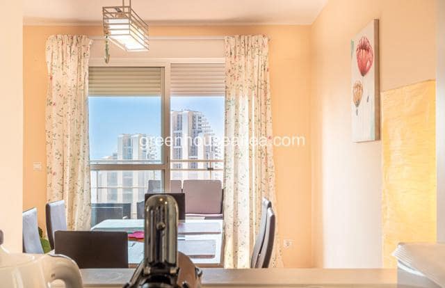 3 quarto Apartamento para venda em Benidorm com piscina garagem - 399 000 € (Ref: 10026470)