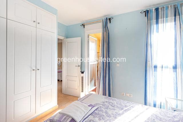 3 quarto Apartamento para venda em Benidorm com piscina garagem - 399 000 € (Ref: 10026470)