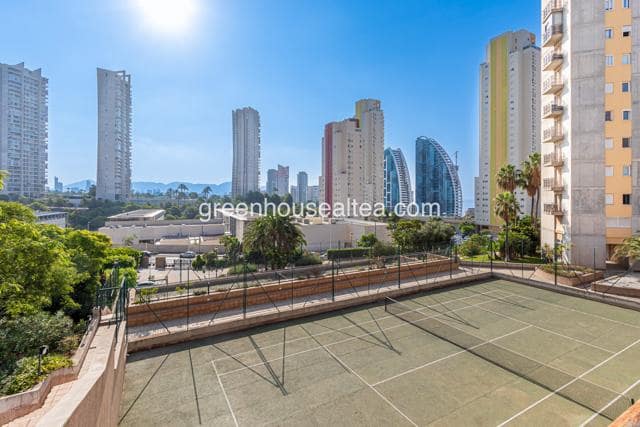 3 quarto Apartamento para venda em Benidorm com piscina garagem - 399 000 € (Ref: 10026470)