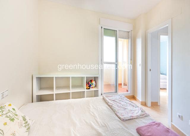 3 quarto Apartamento para venda em Benidorm com piscina garagem - 399 000 € (Ref: 10026470)