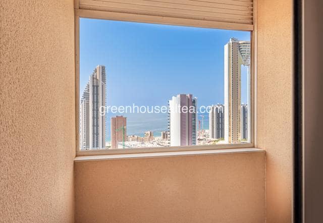 3 quarto Apartamento para venda em Benidorm com piscina garagem - 399 000 € (Ref: 10026470)