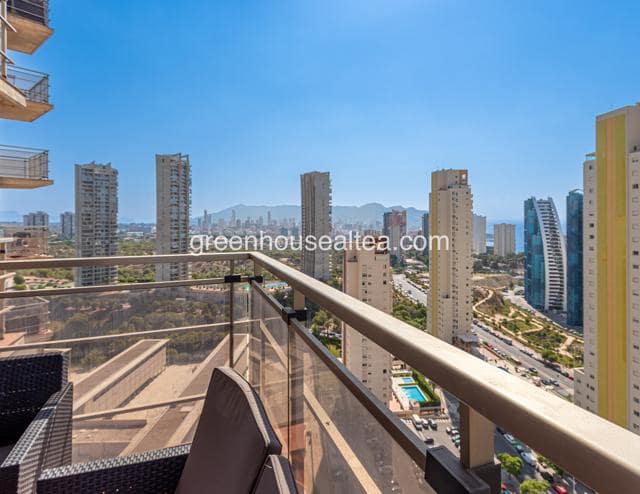 3 quarto Apartamento para venda em Benidorm com piscina garagem - 399 000 € (Ref: 10026470)