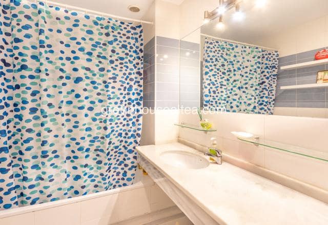 3 quarto Apartamento para venda em Benidorm com piscina garagem - 399 000 € (Ref: 10026470)
