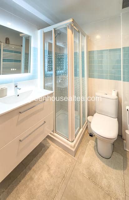 3 quarto Apartamento para arrendar em Altea com garagem - 1 350 € (Ref: 10029719)