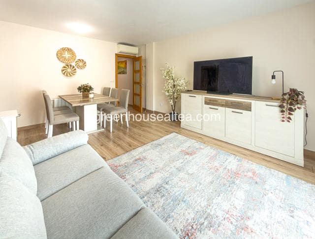 3 quarto Apartamento para arrendar em Altea com garagem - 1 350 € (Ref: 10029719)