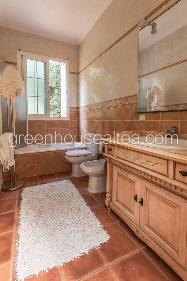 4 soveværelse Villa til salg i Altea med swimmingpool garage - € 690.000 (Ref: 5221324)