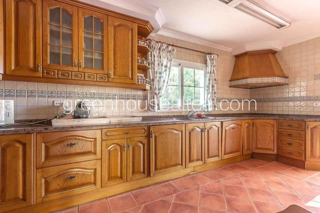 4 chambre Villa/Maison à vendre à Alhama Springs, Altea avec piscine garage - 690 000 € (Ref: 5221324)