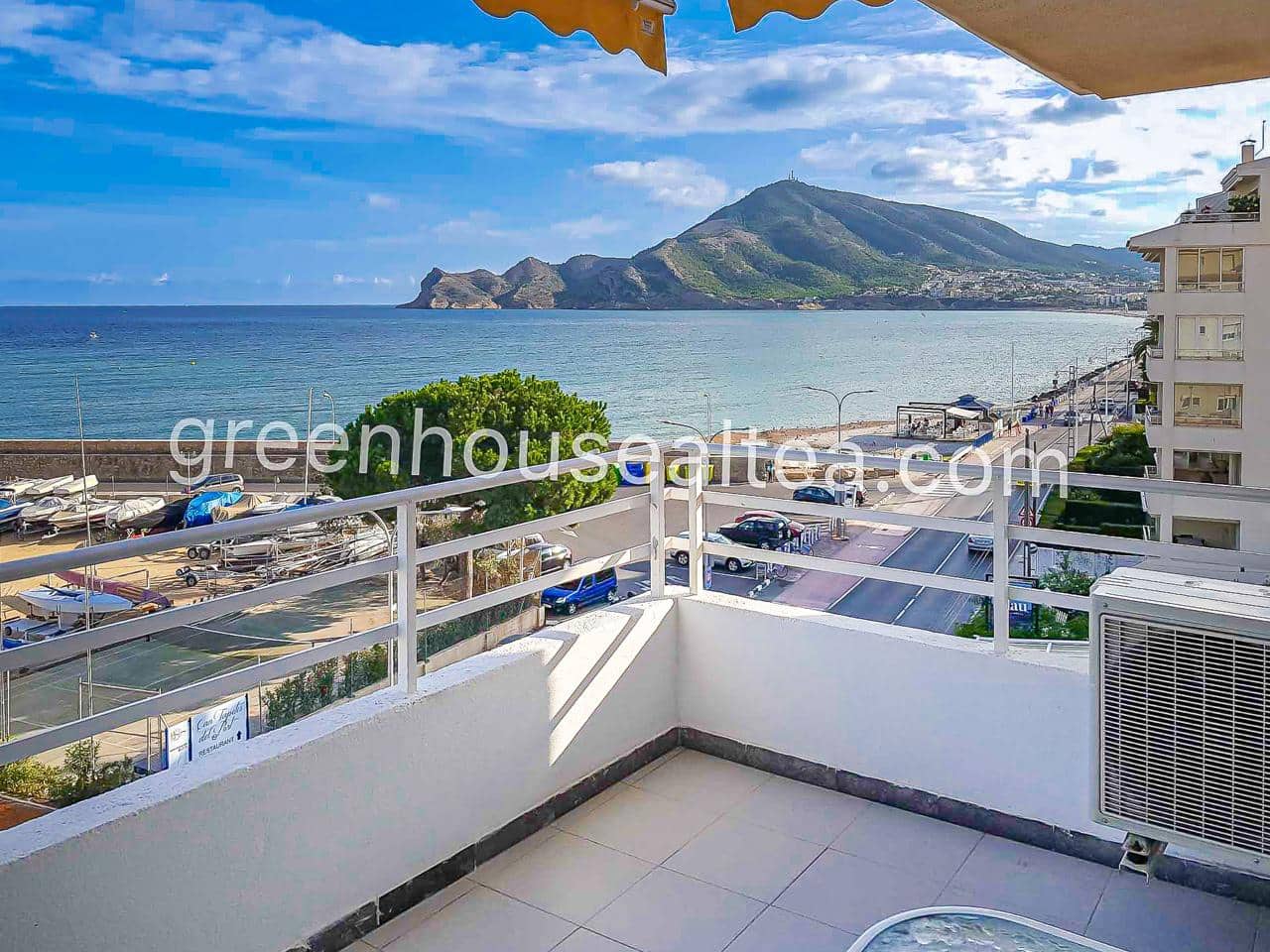 2 bedroom Flat for rent in Altea with pool garage - € 1,100 (Ref: 6604759)