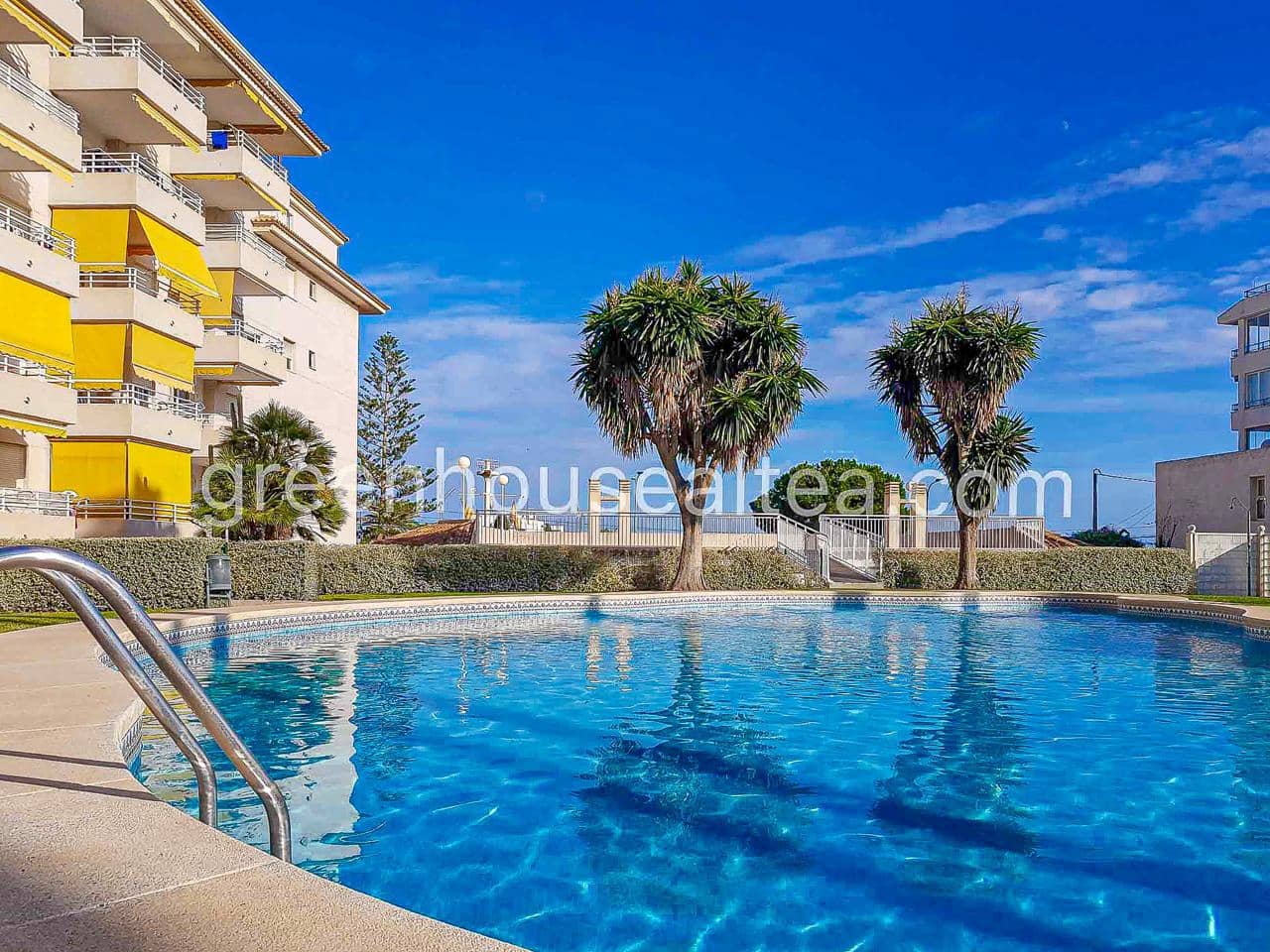 2 bedroom Flat for rent in Altea with pool garage - € 1,100 (Ref: 6604759)
