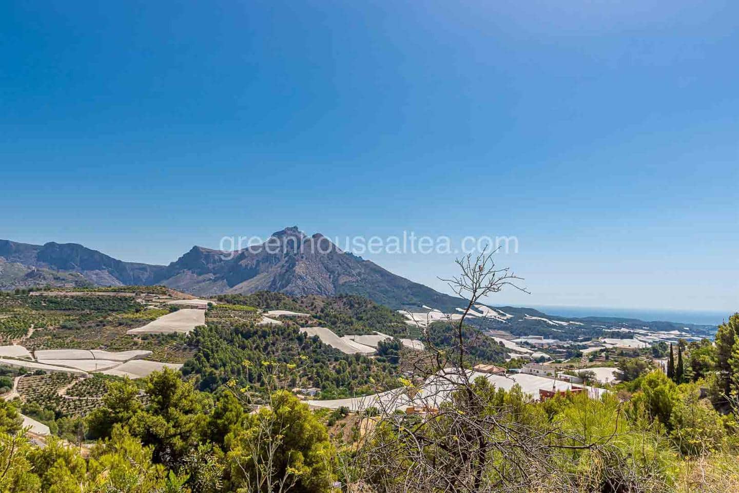 Grunde uden byggetilladelser til salg i Callosa d'En Sarria - € 90.000 (Ref: 7214807)