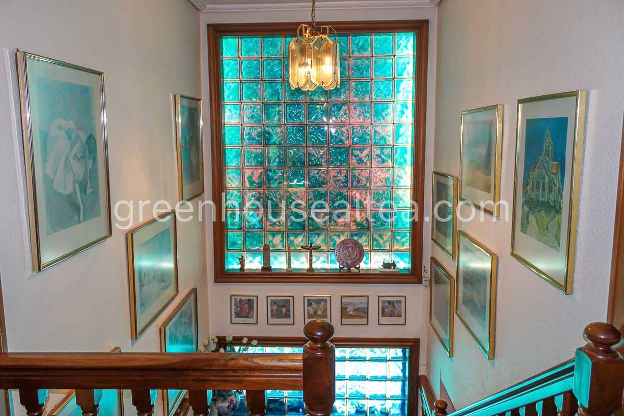 6 soverom Villa til salgs i La Nucia med svømmebasseng garasje - € 525 000 (Ref: 7366356)