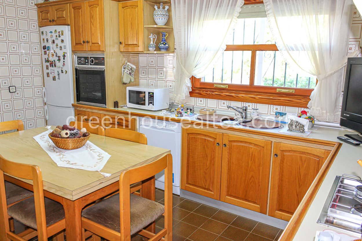 6 soverom Villa til salgs i La Nucia med svømmebasseng garasje - € 525 000 (Ref: 7366356)