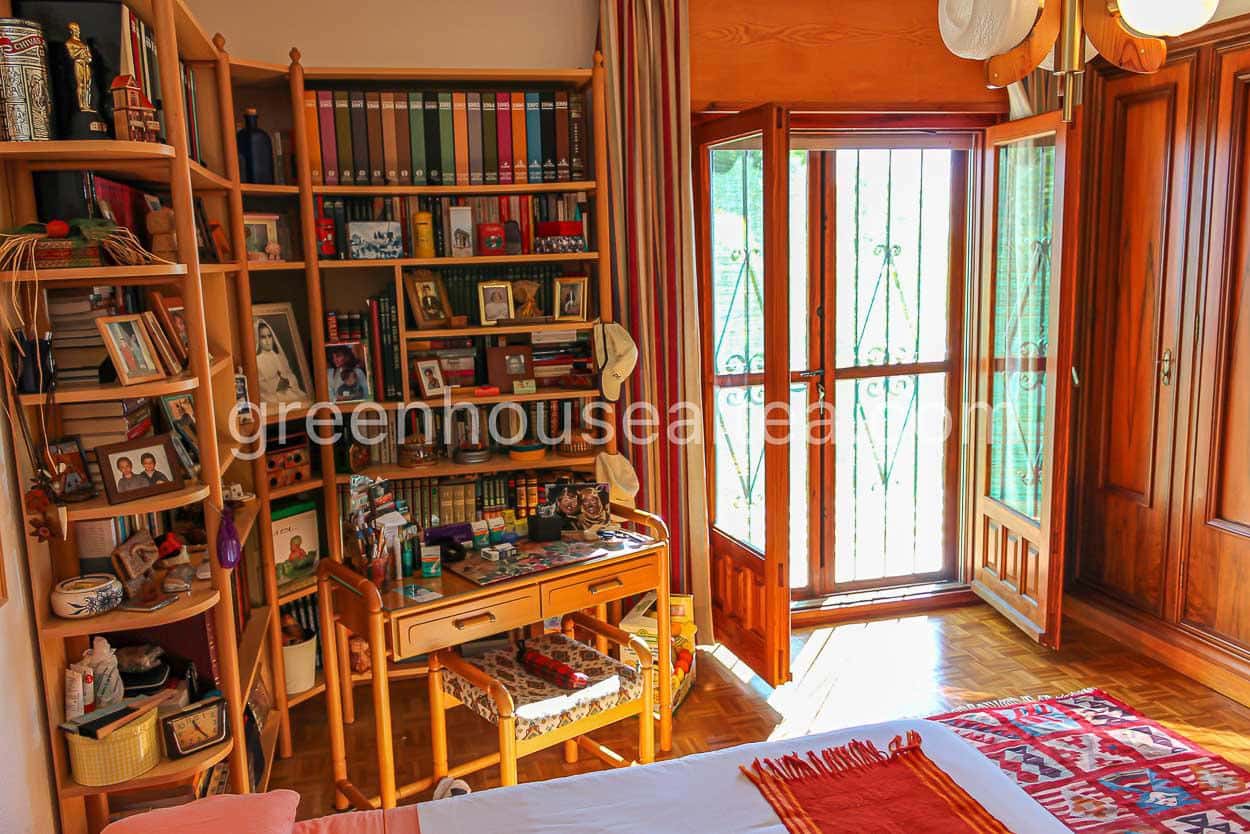 6 soverom Villa til salgs i La Nucia med svømmebasseng garasje - € 525 000 (Ref: 7366356)