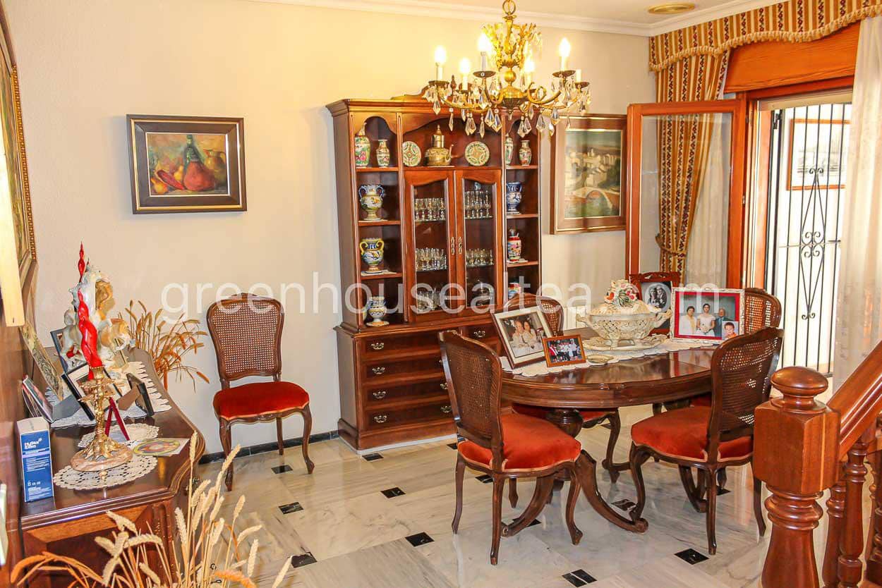 6 soverom Villa til salgs i La Nucia med svømmebasseng garasje - € 525 000 (Ref: 7366356)