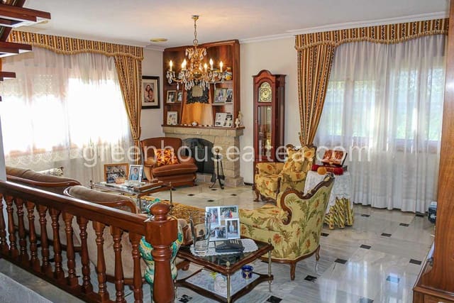 6 bedroom Villa for sale in Coloma  , La Nucia with pool garage - € 525,000 (Ref: 7366356)