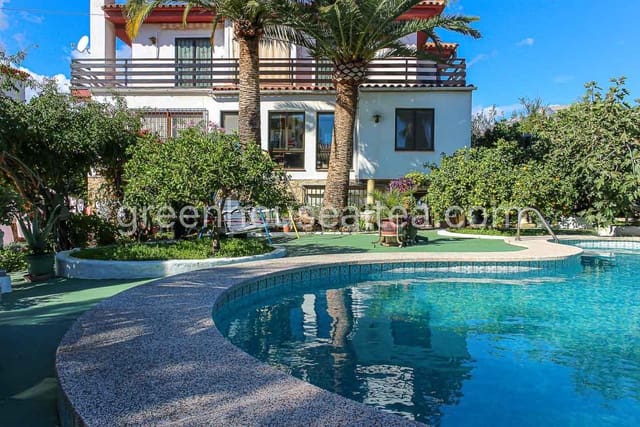 6 bedroom Villa for sale in Coloma  , La Nucia with pool garage - € 525,000 (Ref: 7366356)