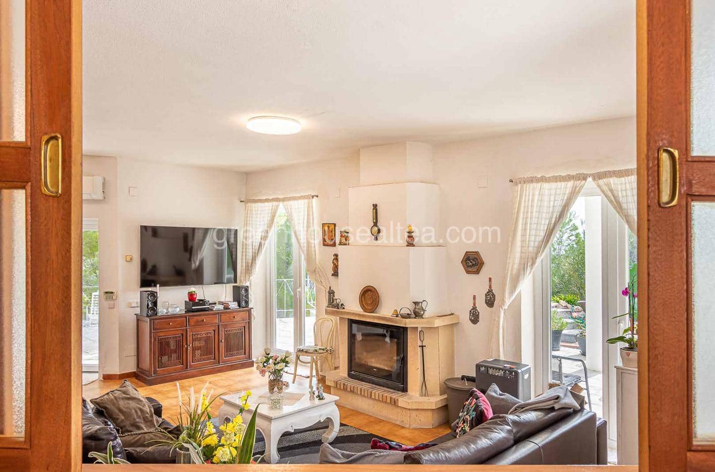 4 bedroom Villa for sale in Callosa d'En Sarria with pool garage - € 530,000 (Ref: 7426217)