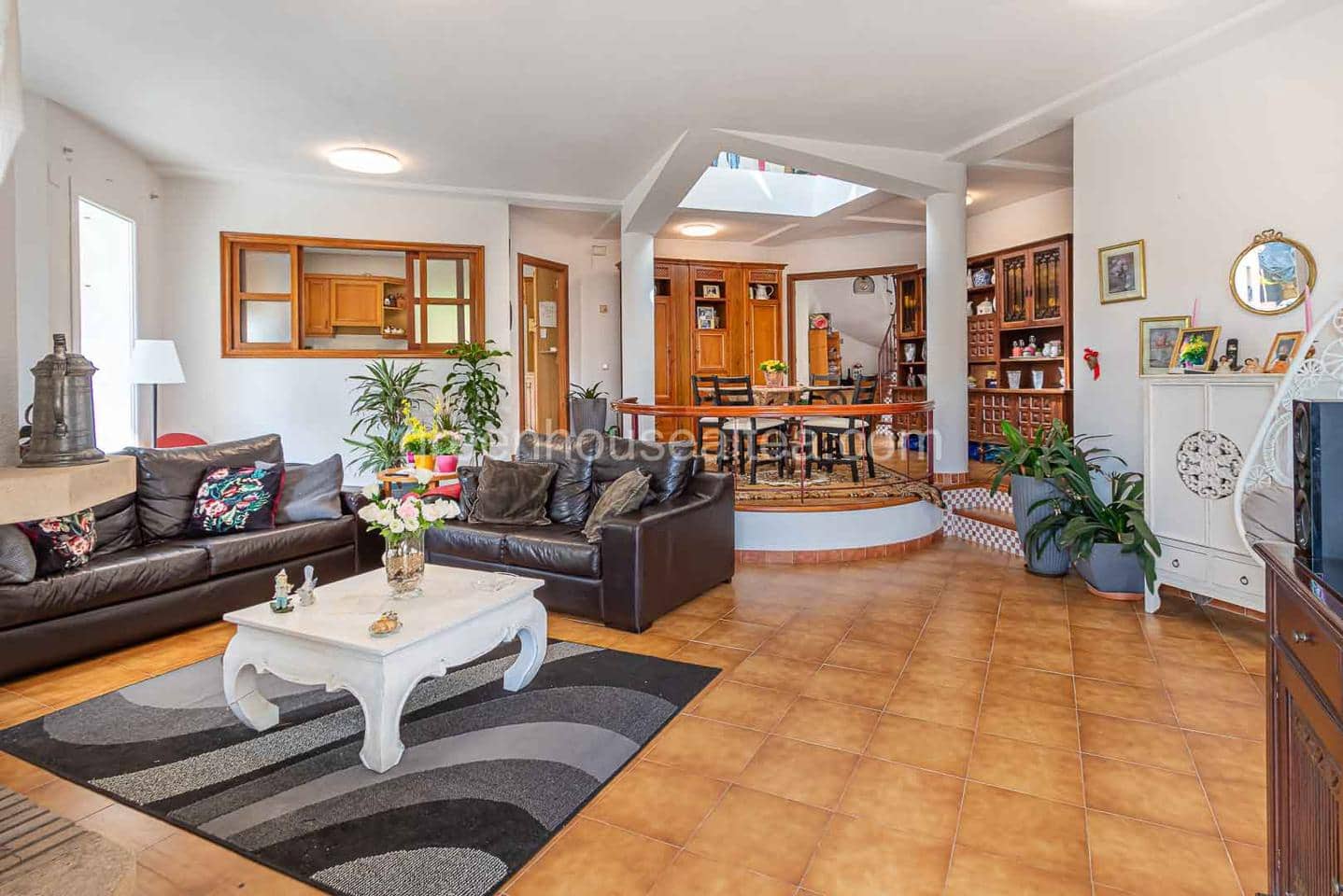 4 bedroom Villa for sale in Callosa d'En Sarria with pool garage - € 530,000 (Ref: 7426217)