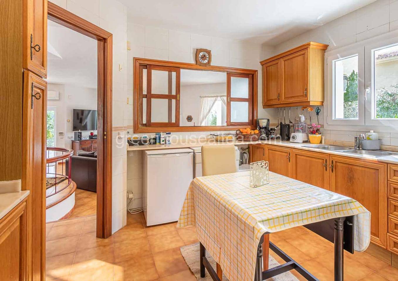 4 bedroom Villa for sale in Callosa d'En Sarria with pool garage - € 530,000 (Ref: 7426217)